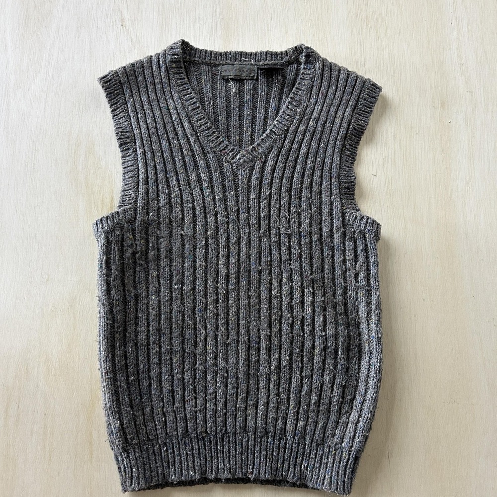 Vintage 90s Sweater Vest Womens Medium Gray Ribbed Knit Wool Blend V Neck Chunky